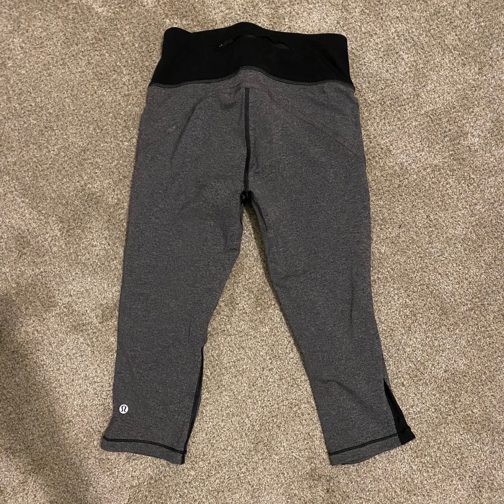 Lululemon crop leggings